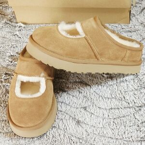 ✨ NEW UGG Bea Platform Mary Jane - Chestnut Size 4Y ✨